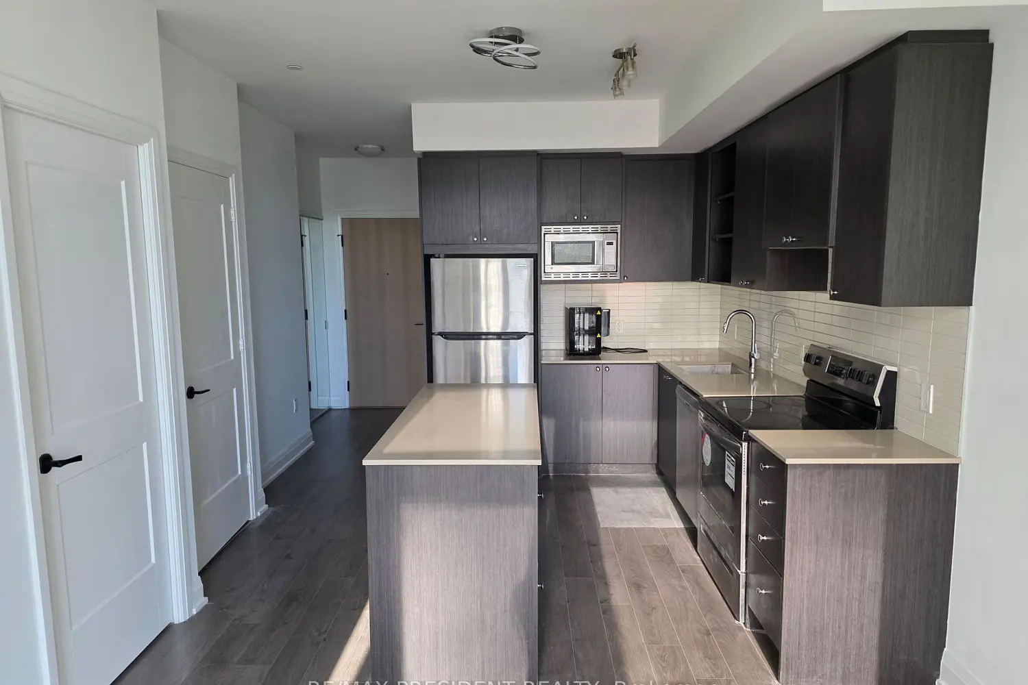 Additional image 7 of 60 George Butchart Drive 112