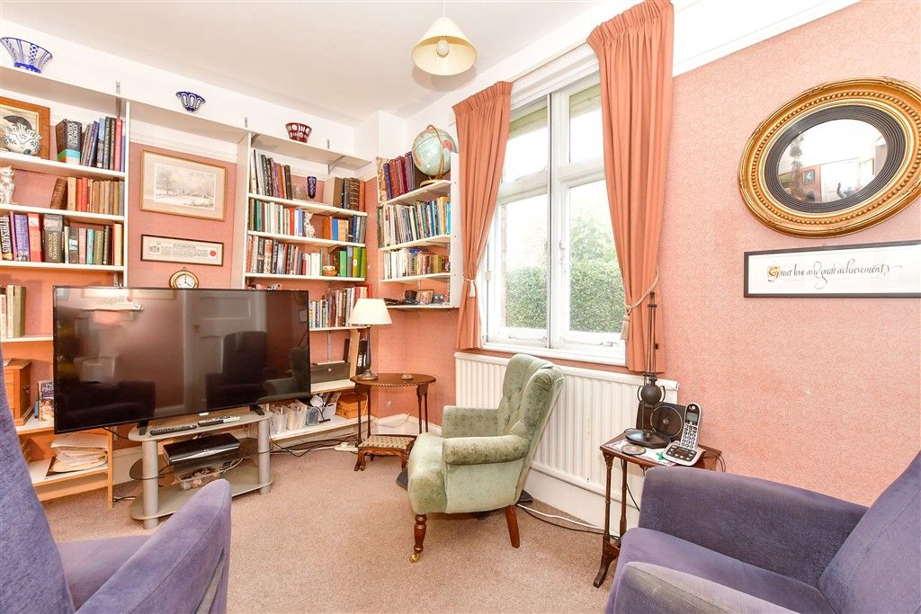 Additional image 10 of 5 bed property for saleWarblington Avenue, Havant, Hampshire PO9