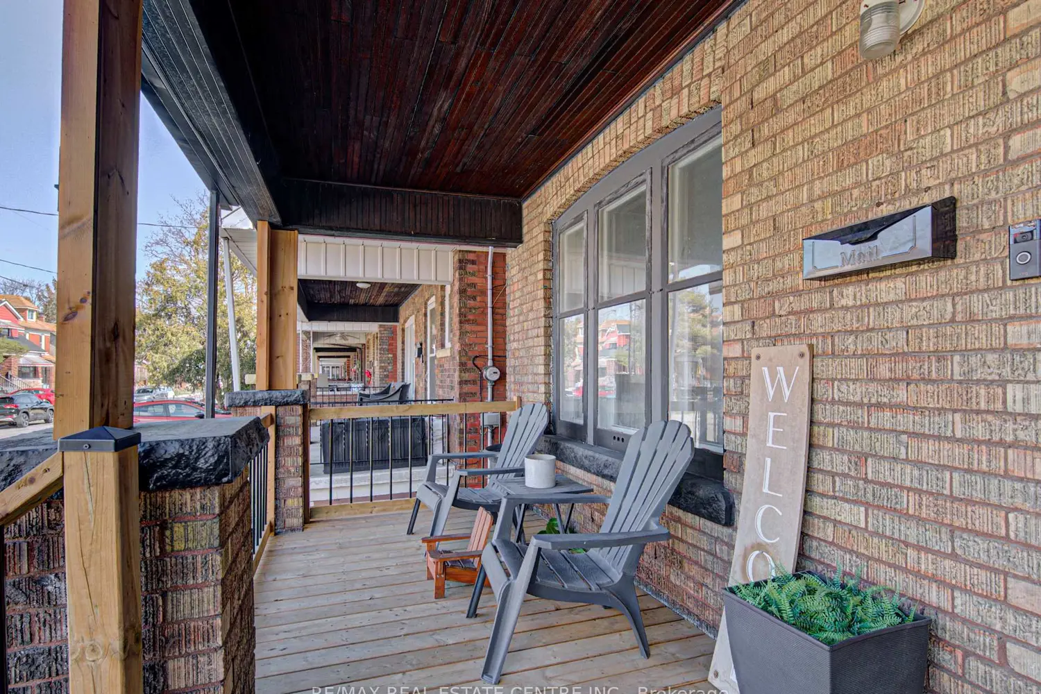 54 Belmont Avenue photo 3