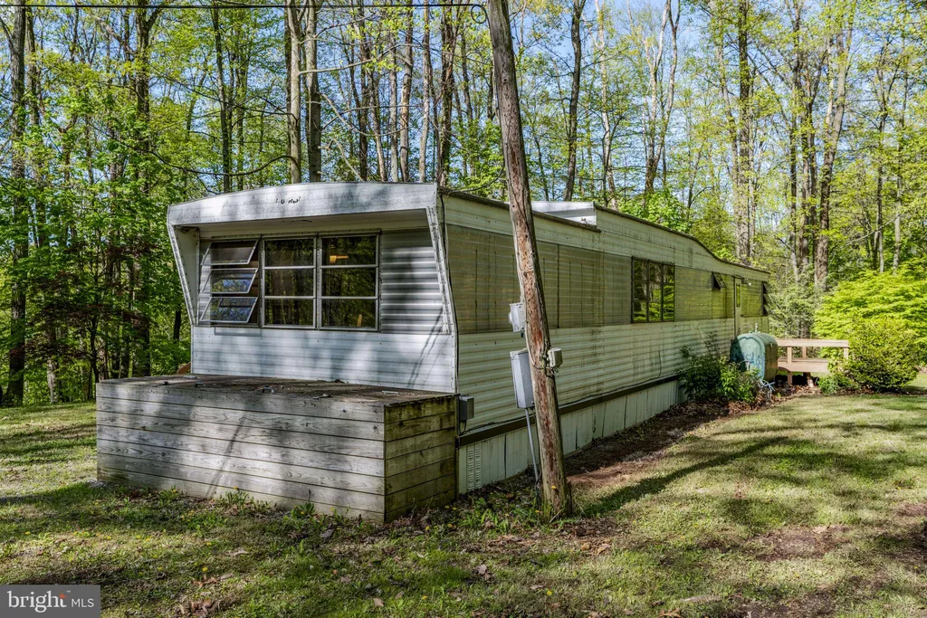 Additional image 4 of 1528 Hilltop Road, Mohnton, PA 19540