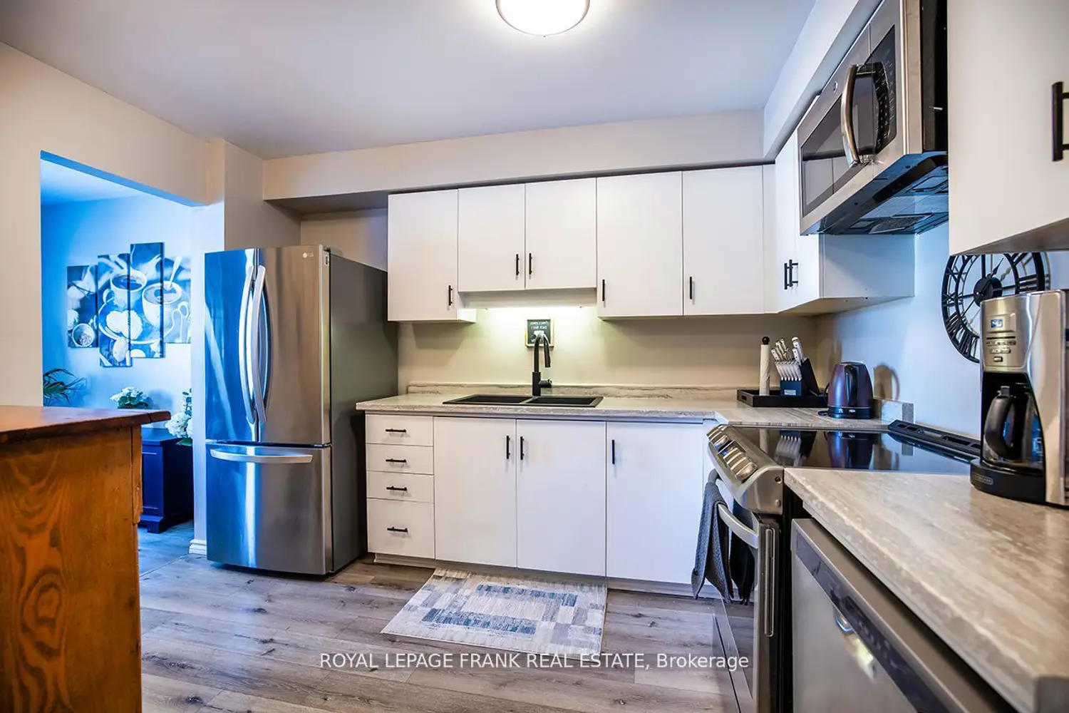 433 May Street 9 photo 4