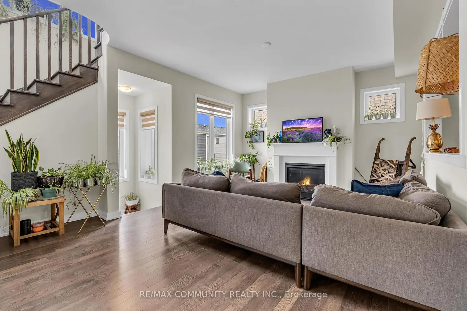 88 Sundin Drive photo 4