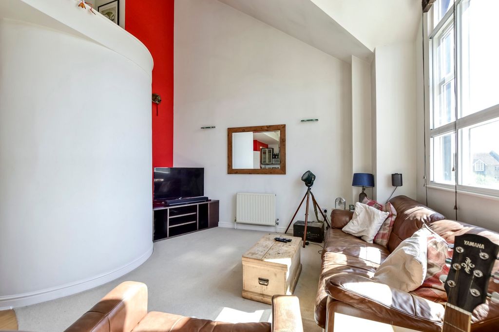 Additional image 5 of 3 bed flat for saleEvans Wharf, Hemel Hempstead HP3