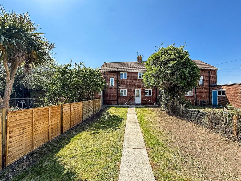 Additional image 10 of 1 bed flat for saleBlendworth Crescent, Havant PO9