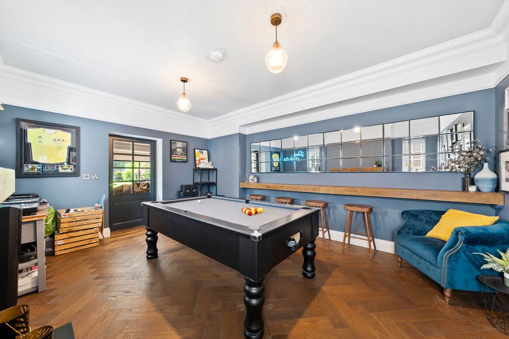 Additional image 17 of 6 bed detached house for saleRutland Drive, Harrogate HG1