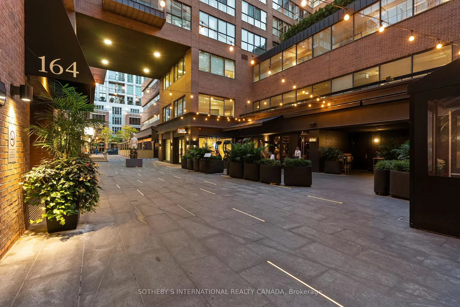 164 Cumberland Street 608