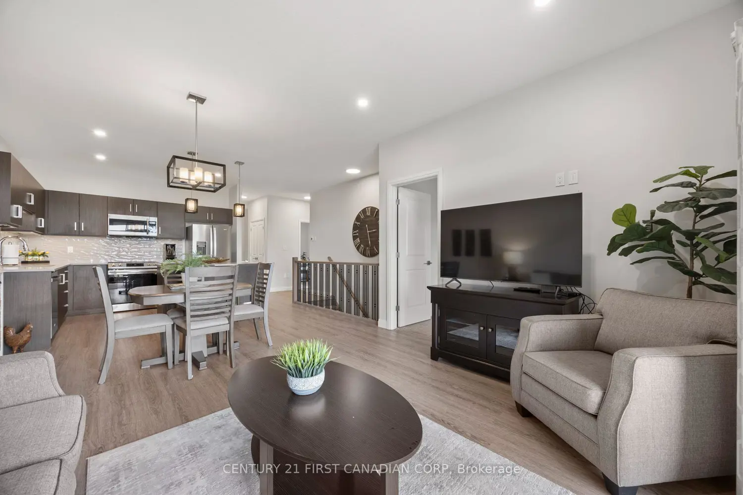 Additional image 7 of 100 Rowe Avenue