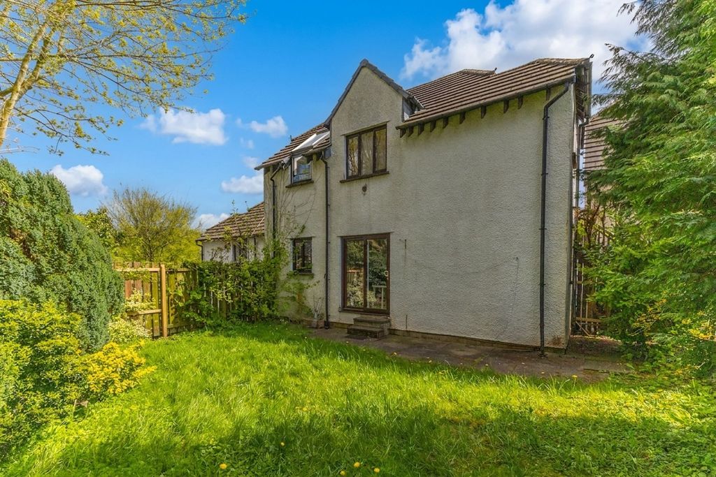 Additional image 19 of 2 bed flat for sale17 Howe Gardens, Kendal LA9