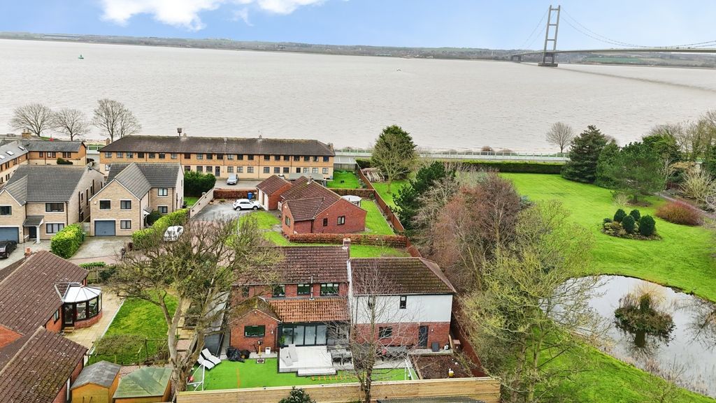 Additional image 8 of 5 bed detached house for saleThe Coachings, Cliff Road, Hessle HU13