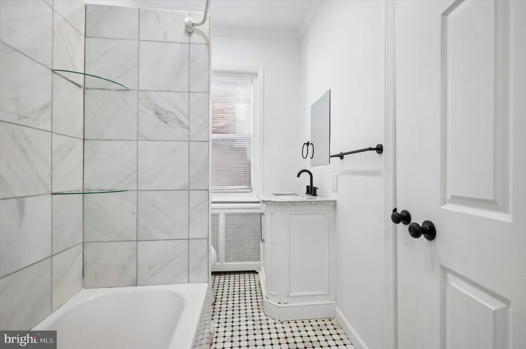 Additional image 26 of 302 Fountain Street, Philadelphia, PA 19128