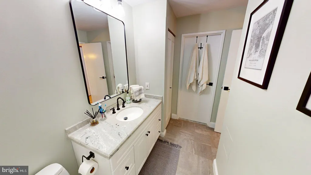 Additional image 8 of 102 Church Street Unit 304, Philadelphia, PA 19106