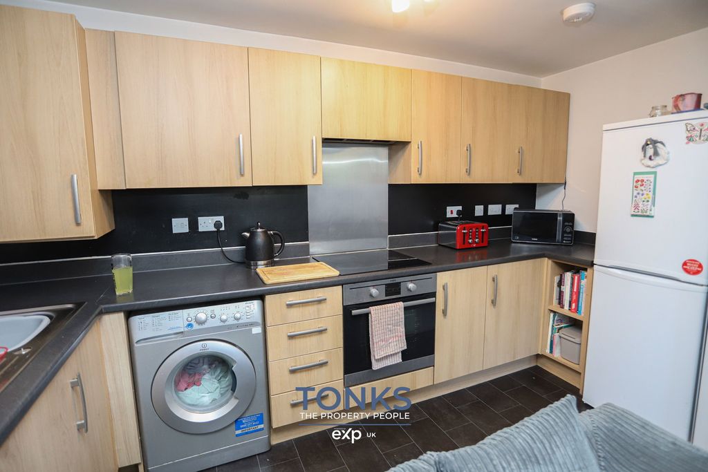 Additional image 5 of 2 bed flat for saleCentury Way, Halesowen B63