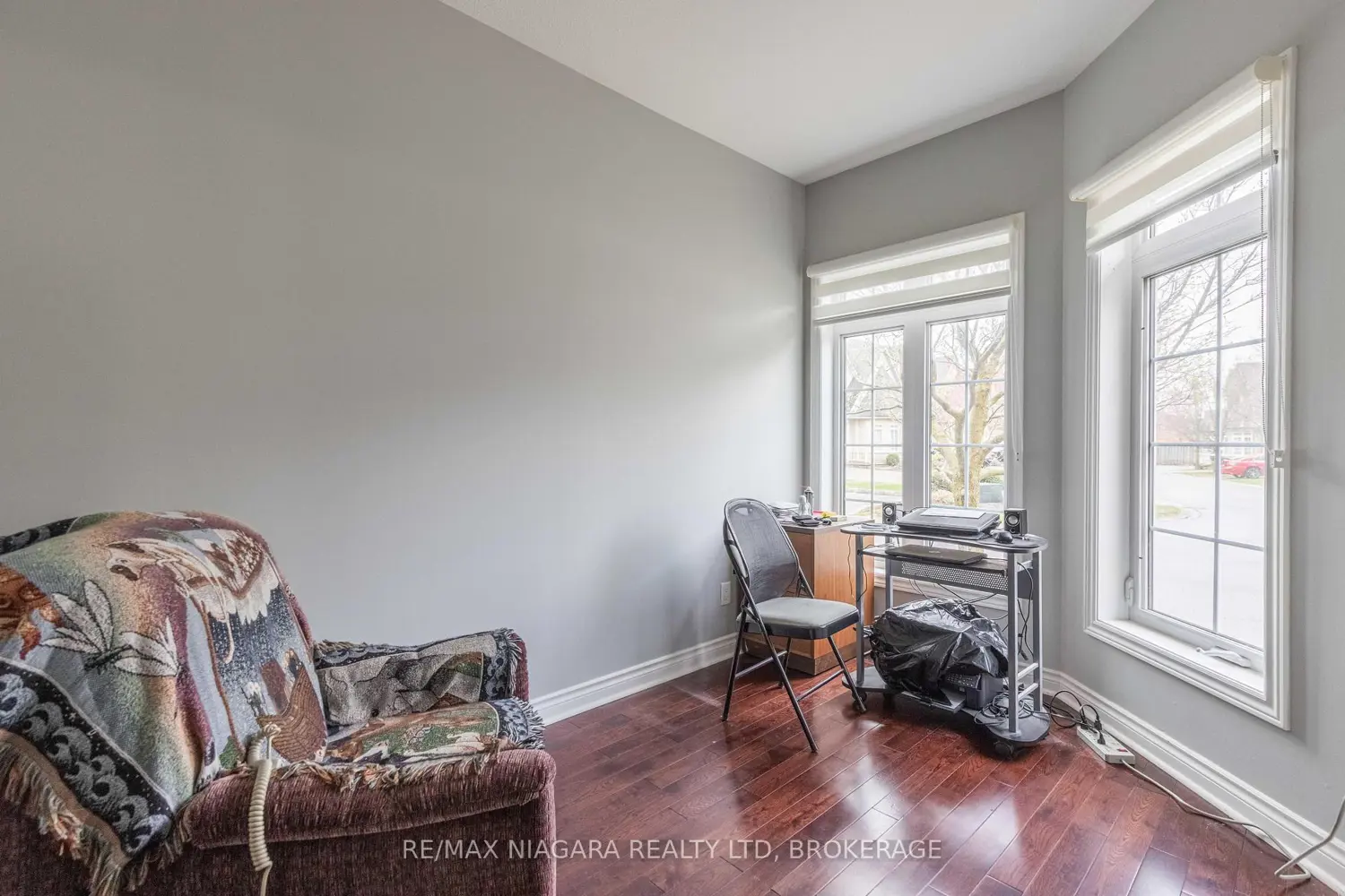 Additional image 15 of 8142 Costabile Drive 16