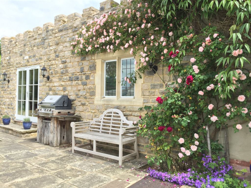 Additional image 27 of 5 bed detached house for saleTower Hill, Horsham, West Sussex RH13