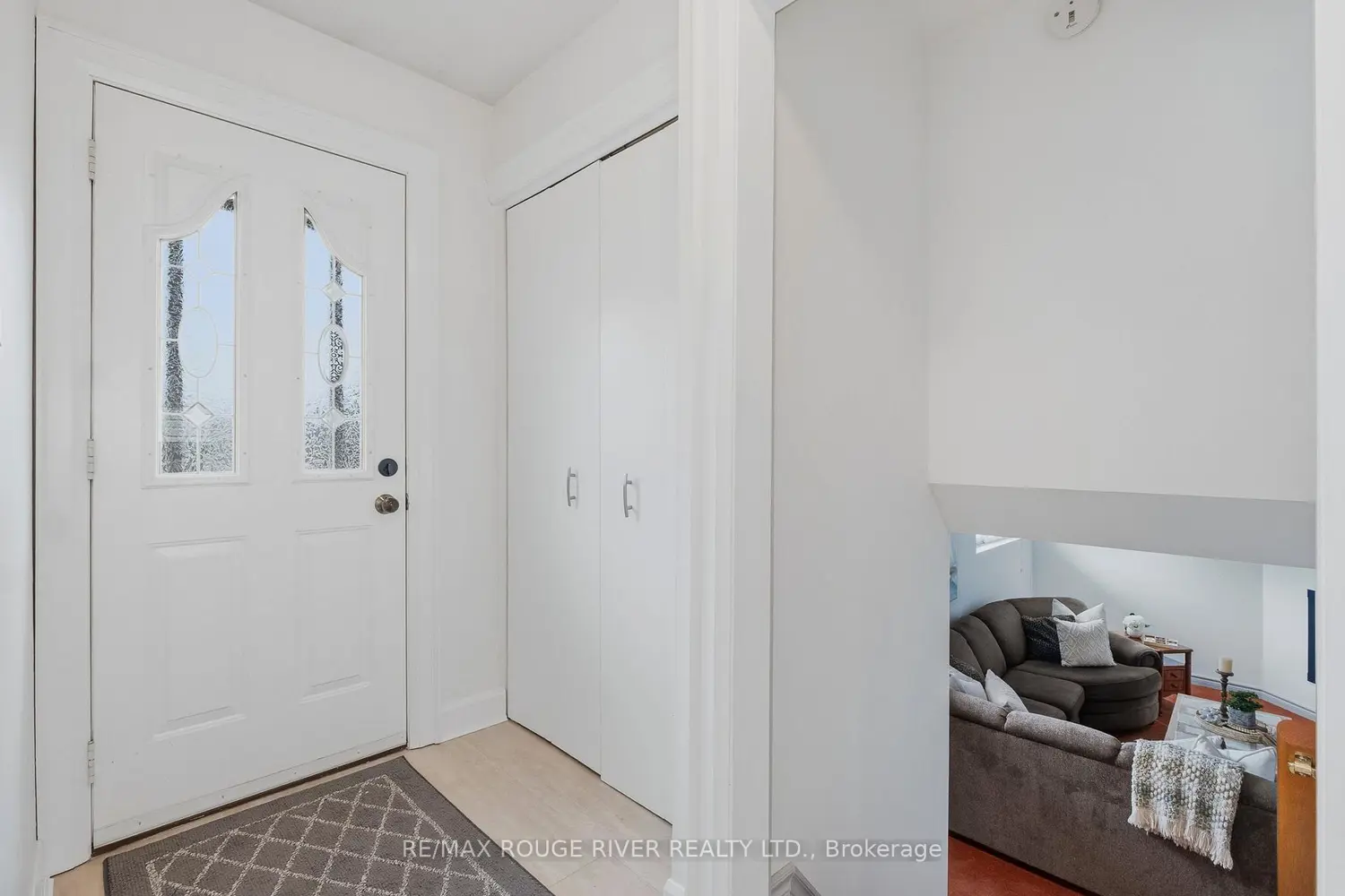 608 Elizabeth Street photo 3