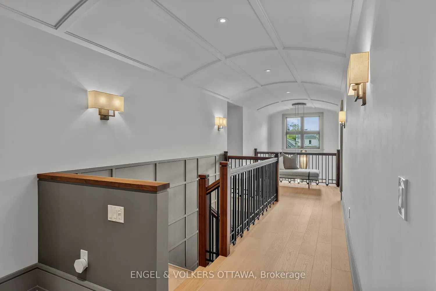 Additional image 10 of 37 Clarendon Avenue