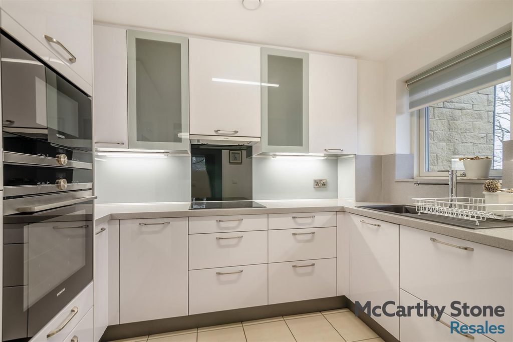 Additional image 8 of 1 bed flat for saleTrinity Court, Oxford Road, Halifax HX1