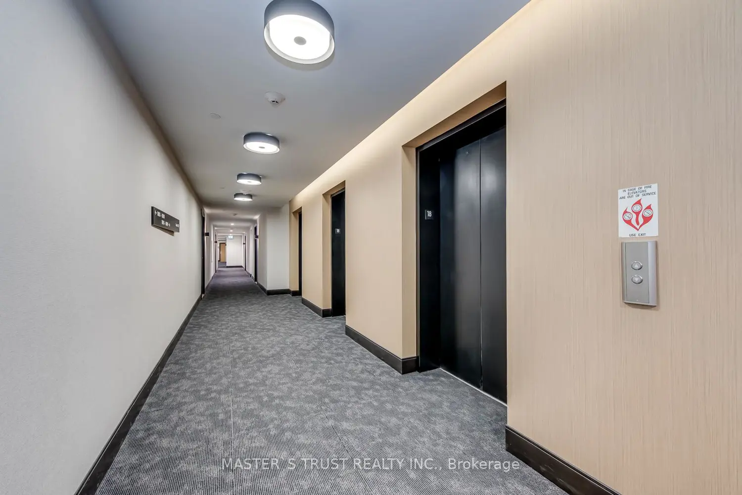 2520 Eglinton Avenue 1804 photo 2