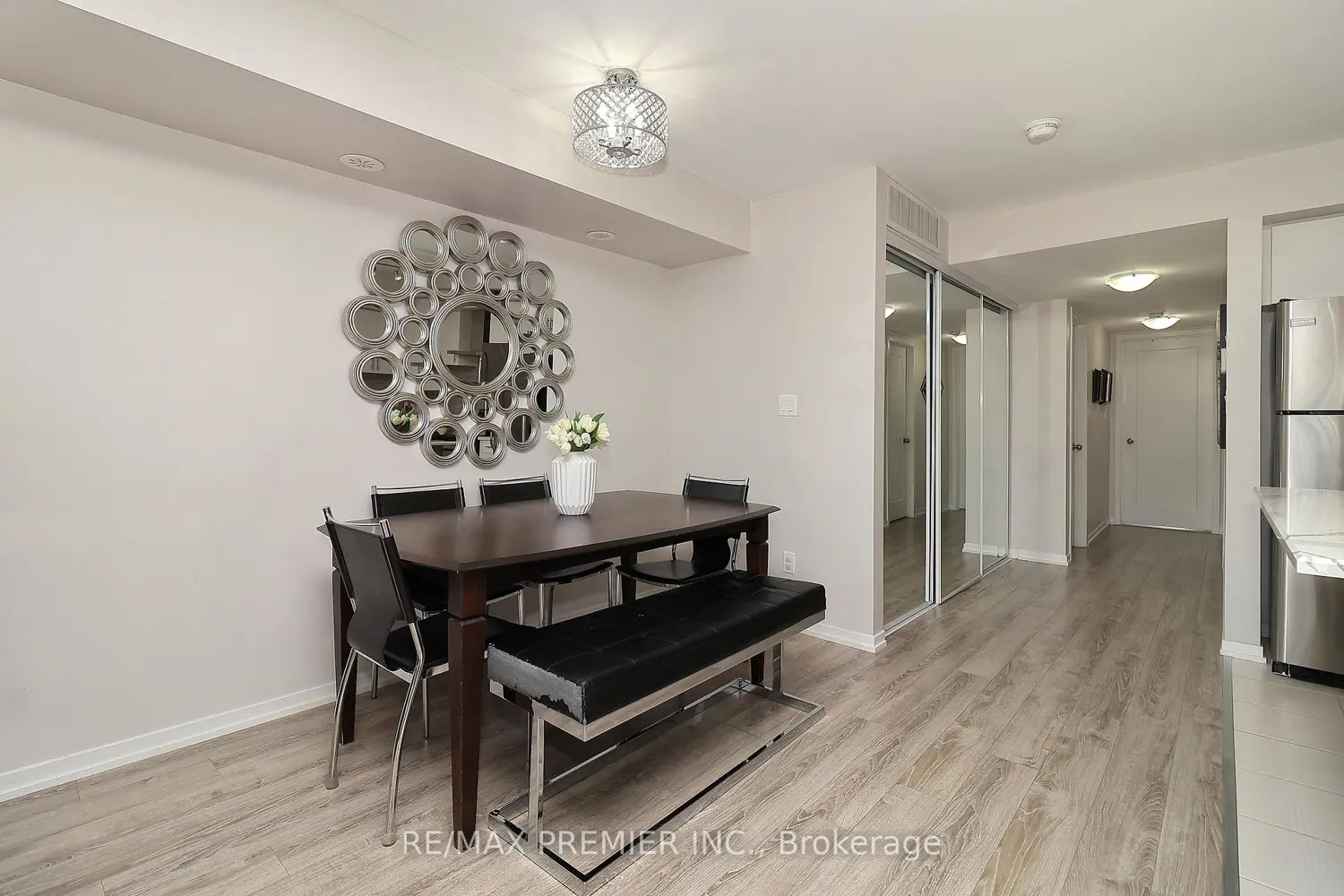 26 Bruce Street C14 photo 4