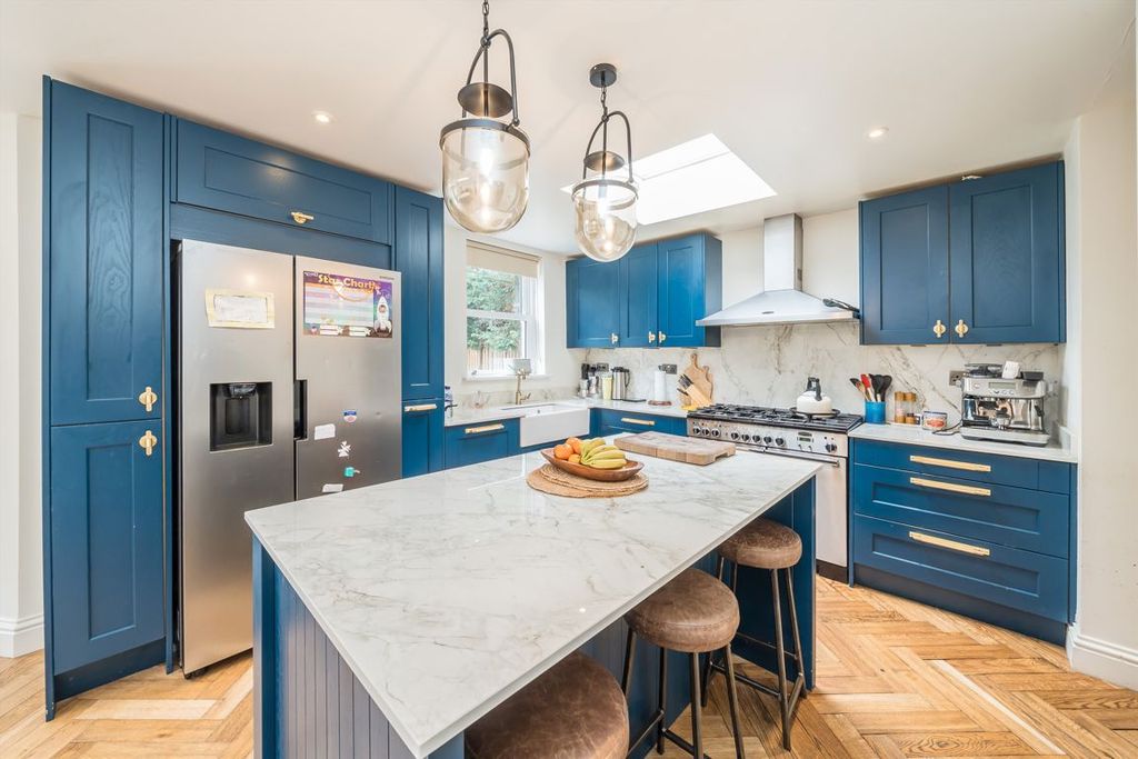 Additional image 7 of 4 bed property for saleSt. Stephens Road, Hounslow TW3