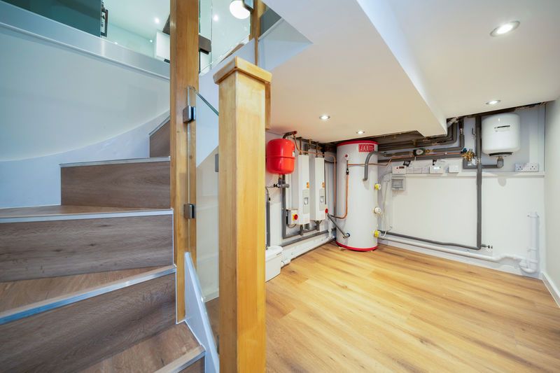 Additional image 12 of 4 bed semi-detached house for saleCowbridge, Hertford SG14