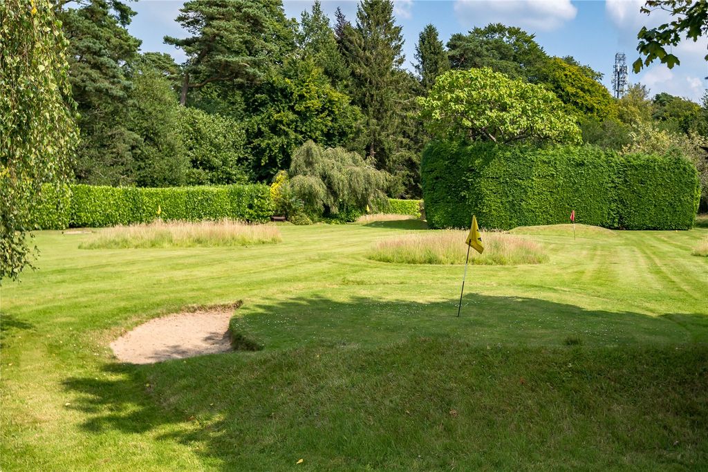 Additional image 15 of 2 bed flat for saleHindhead, Surrey GU26