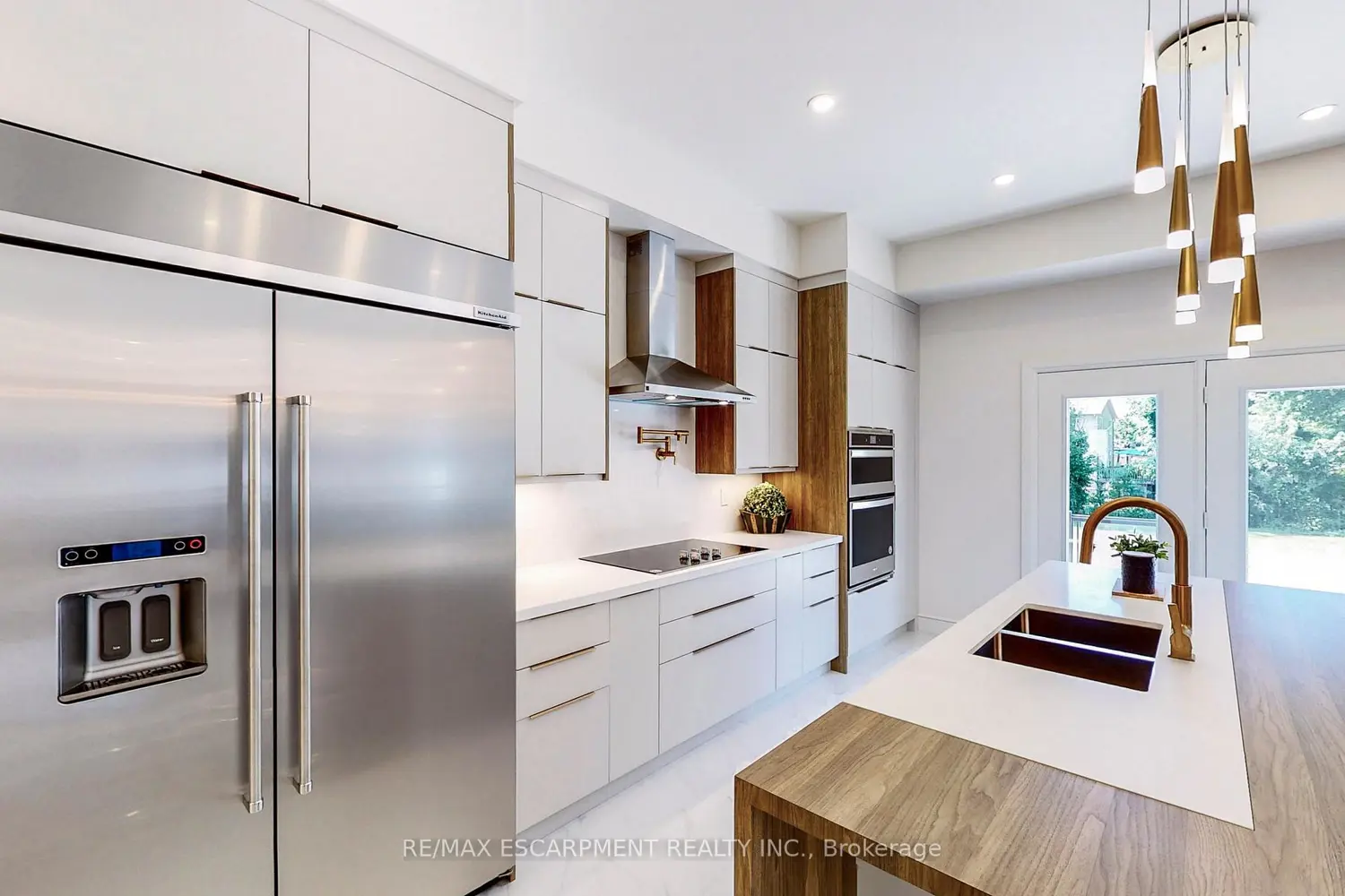 49 Roselawn Avenue photo 5