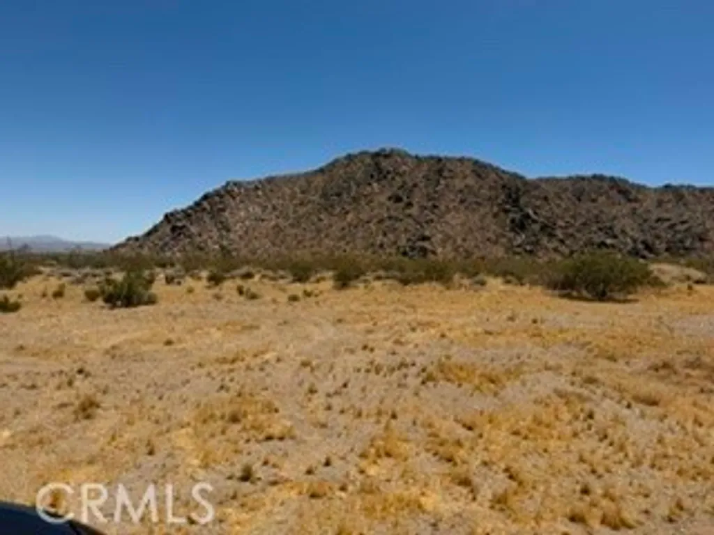 Mountain View, Lucerne Valley, CA 92356