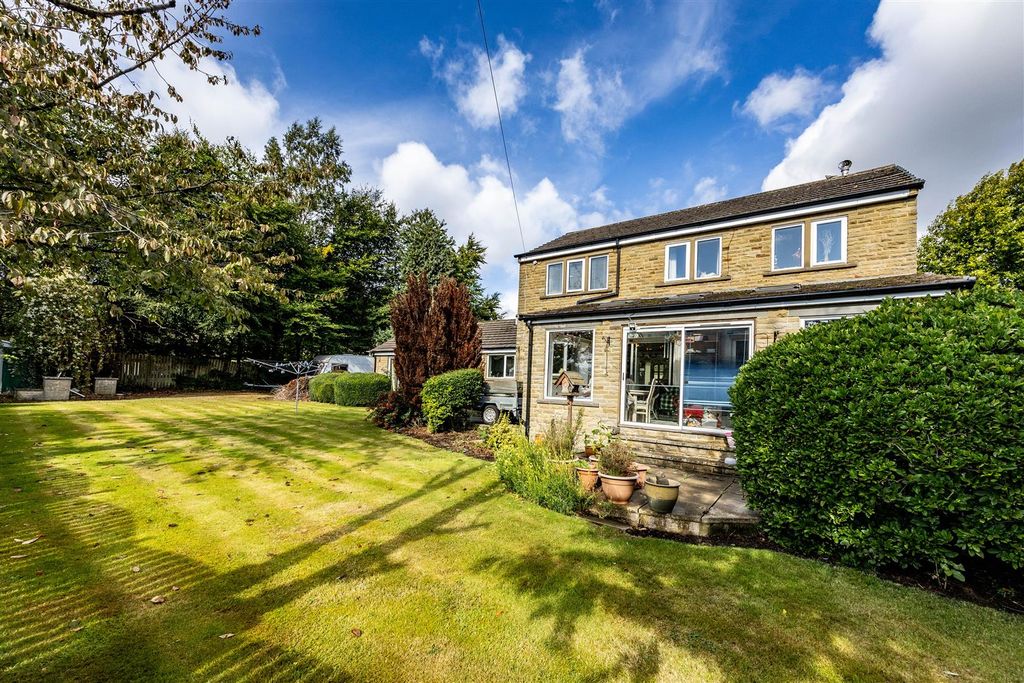 Additional image 8 of 5 bed detached house for saleLanglea Terrace, Hipperholme, Halifax HX3