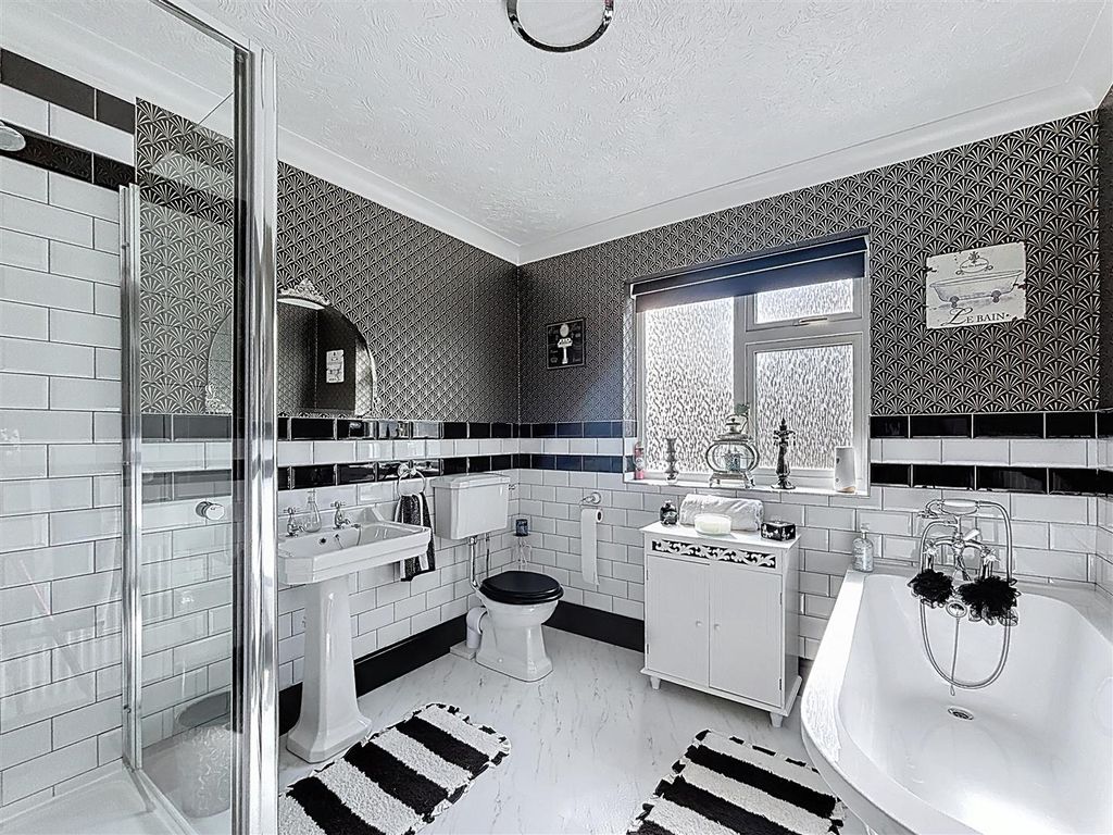 Additional image 9 of 4 bed detached bungalow for saleStrawberry Gardens, Hornsea HU18
