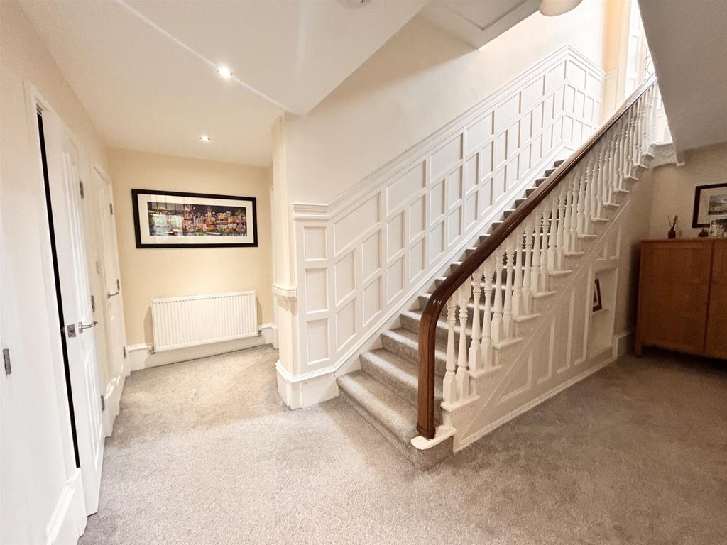 Additional image 7 of 4 bed semi-detached house for saleLinden Road, Halifax HX3
