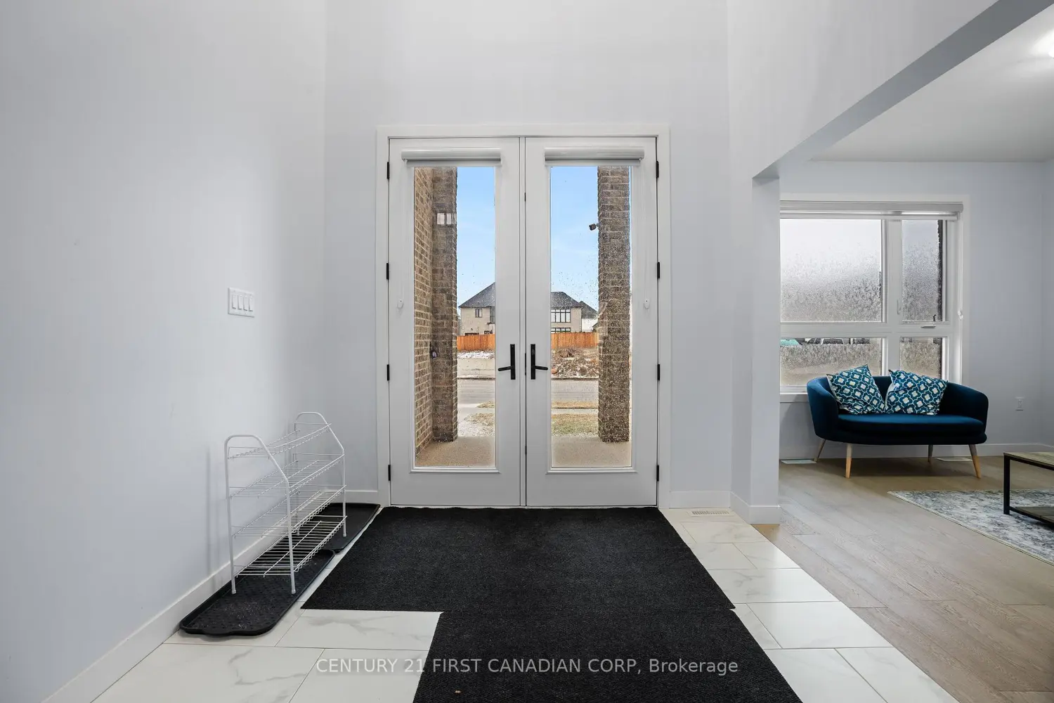 3415 Isleworth Road photo 2