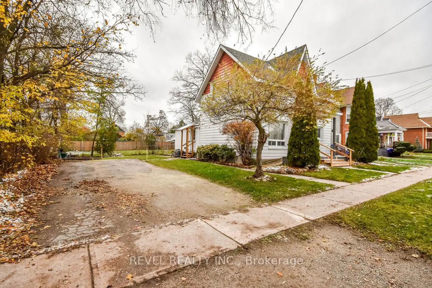 Additional image 14 of 44 Parkside Drive