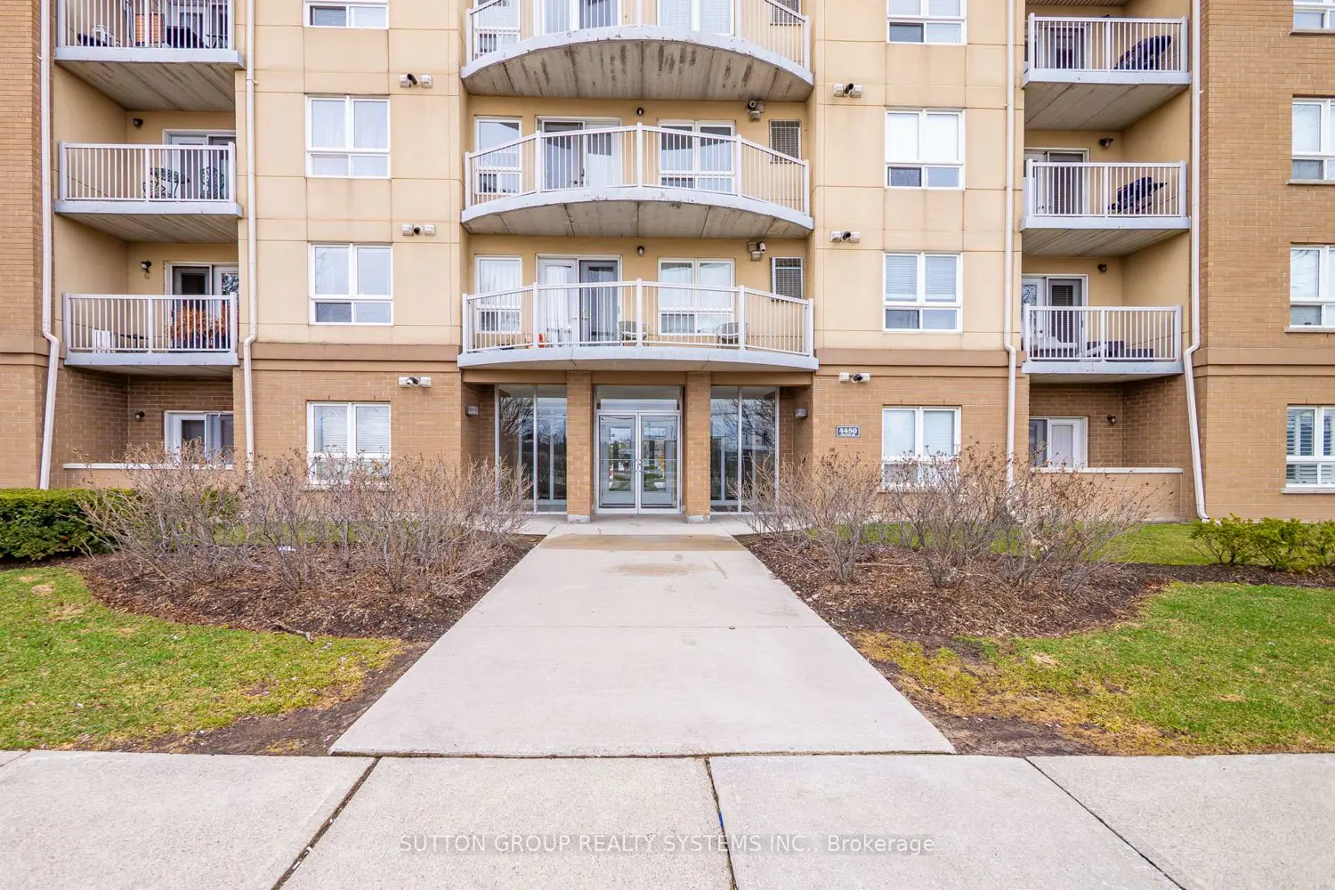 4450 Fairview Street 312