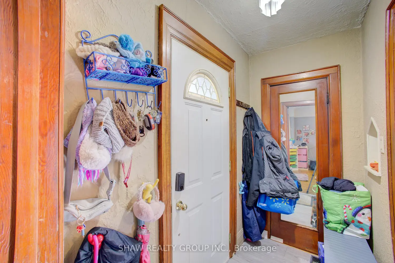 34 Barons Avenue photo 3