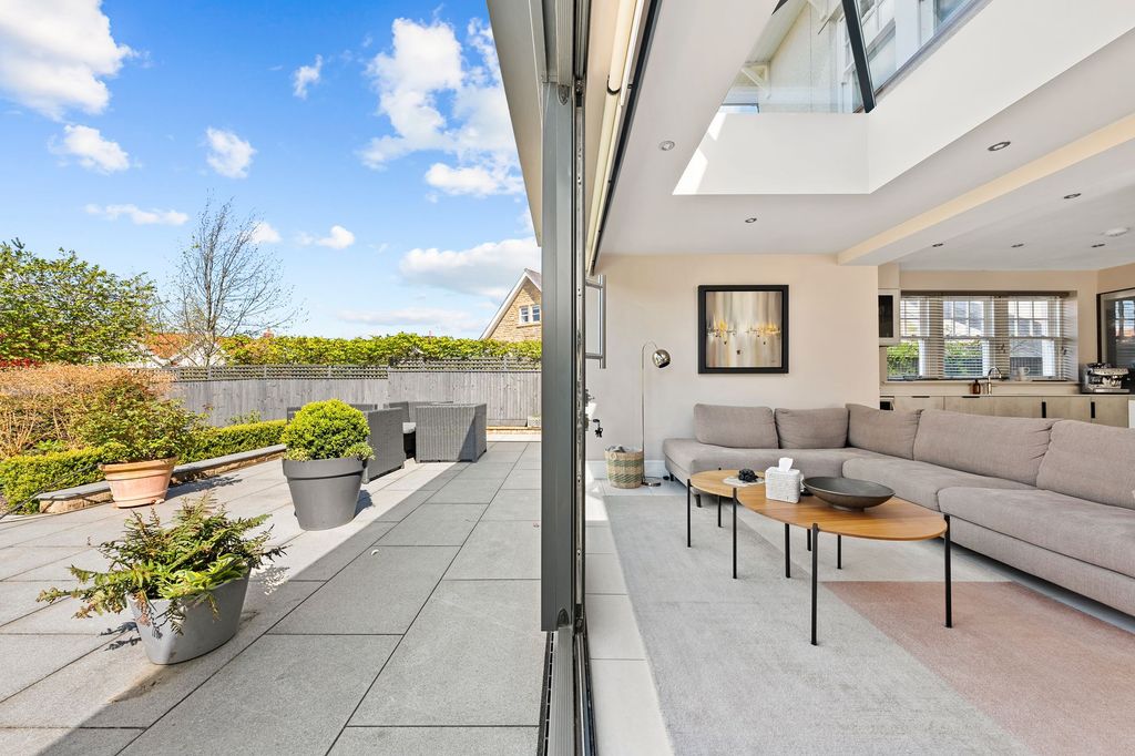 Additional image 16 of 5 bed detached house for saleSussex Avenue, Harrogate HG1