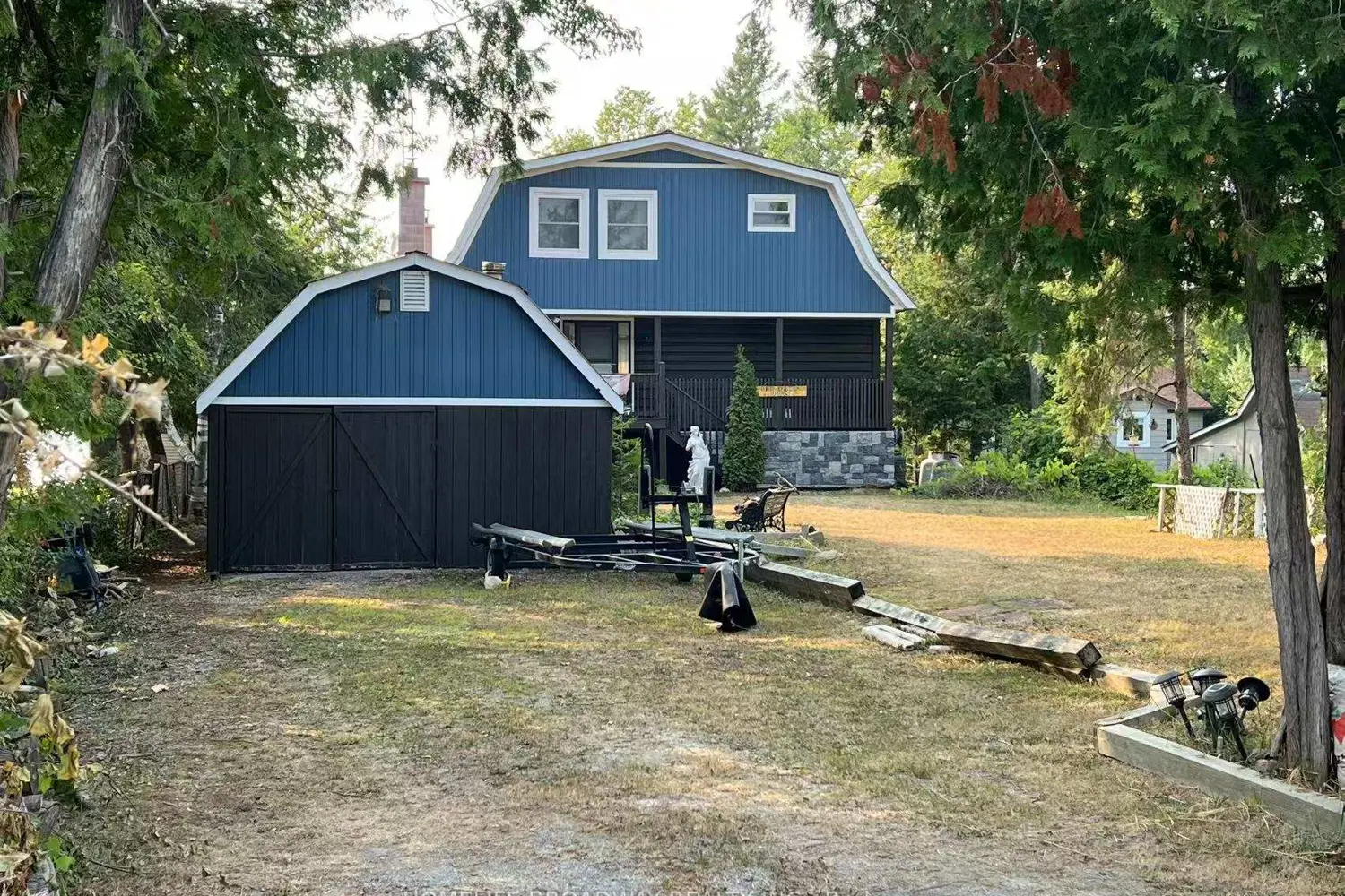 1389 Portage Road photo 2