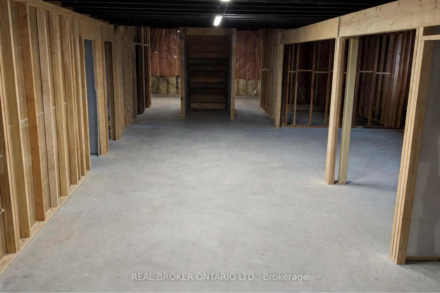 Additional image 8 of 2048 Albert Street