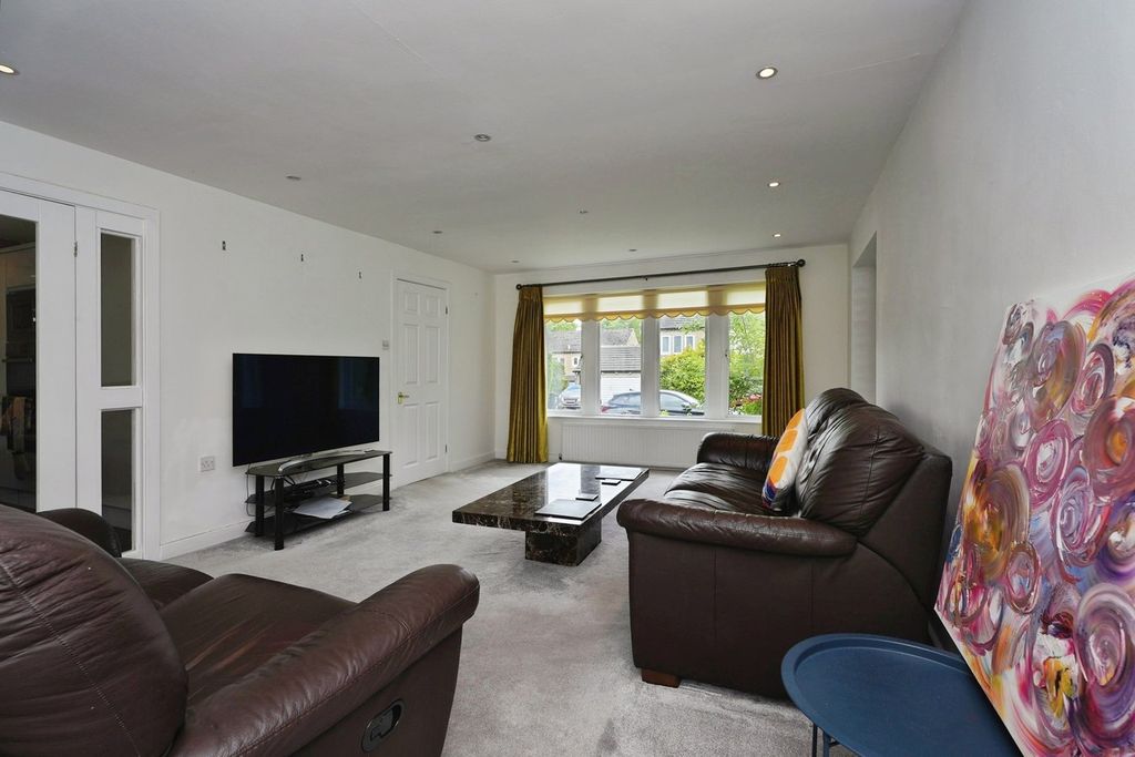 Additional image 3 of 5 bed detached house for saleBroomfield Avenue, Halifax HX3