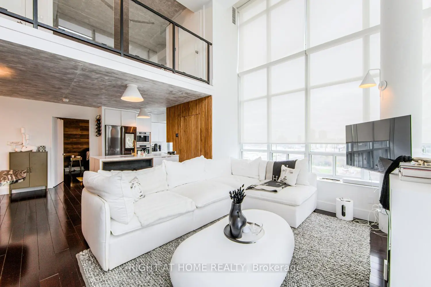 Additional image 9 of 250 Manitoba Street 728