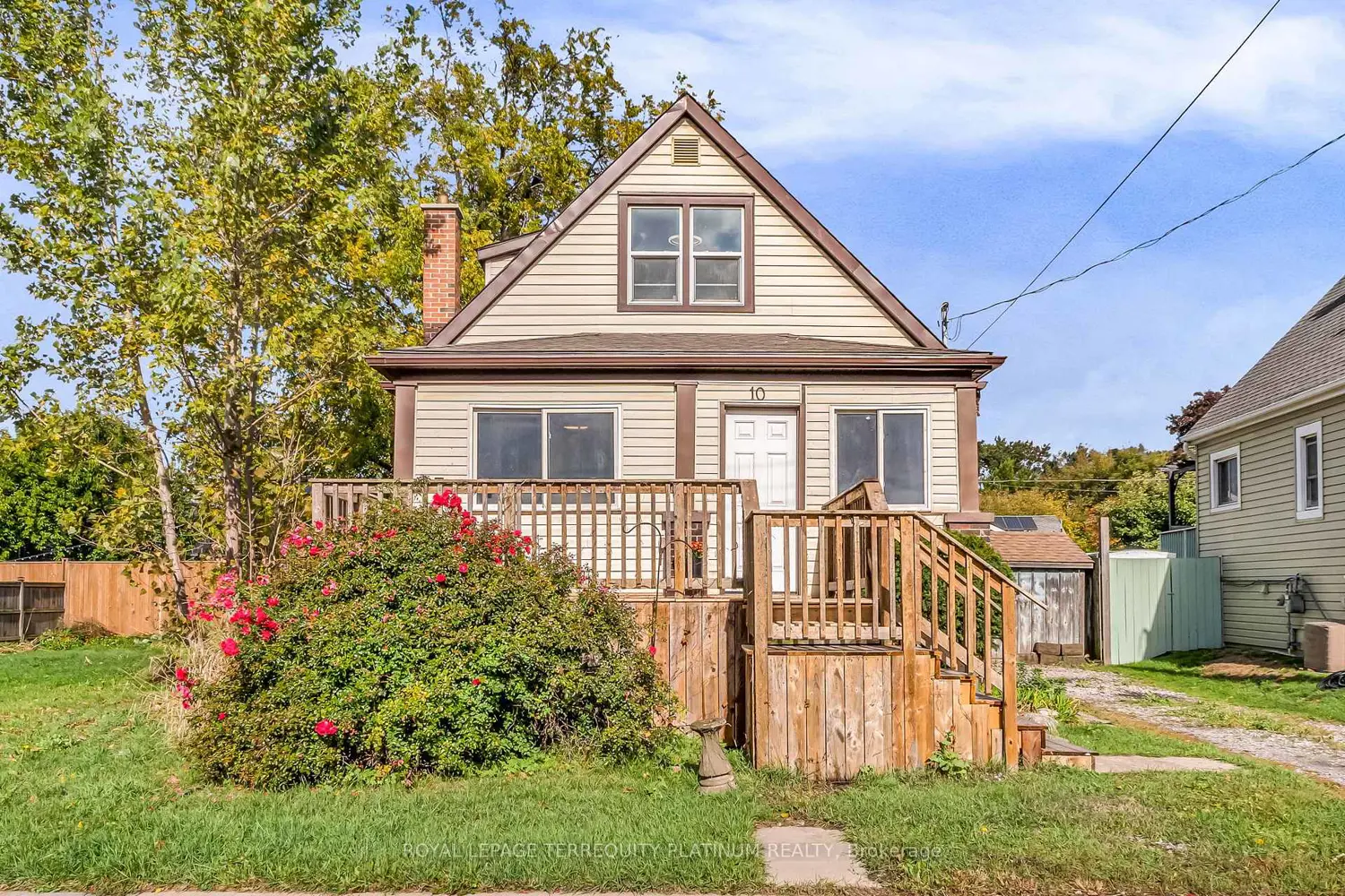 10 Locarno Avenue photo 2