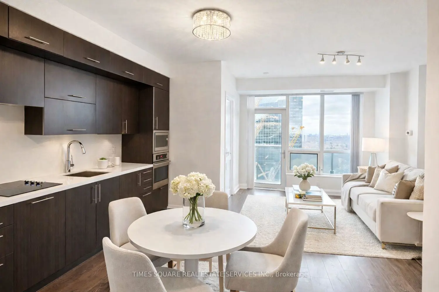 Additional image 18 of 5 Sheppard Avenue 2318
