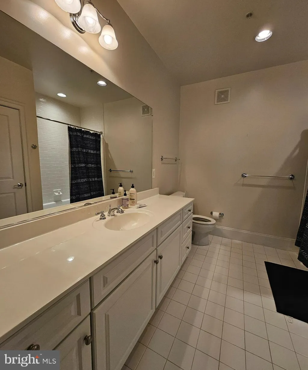 600 Second Street Unit 303, Alexandria, VA 22314