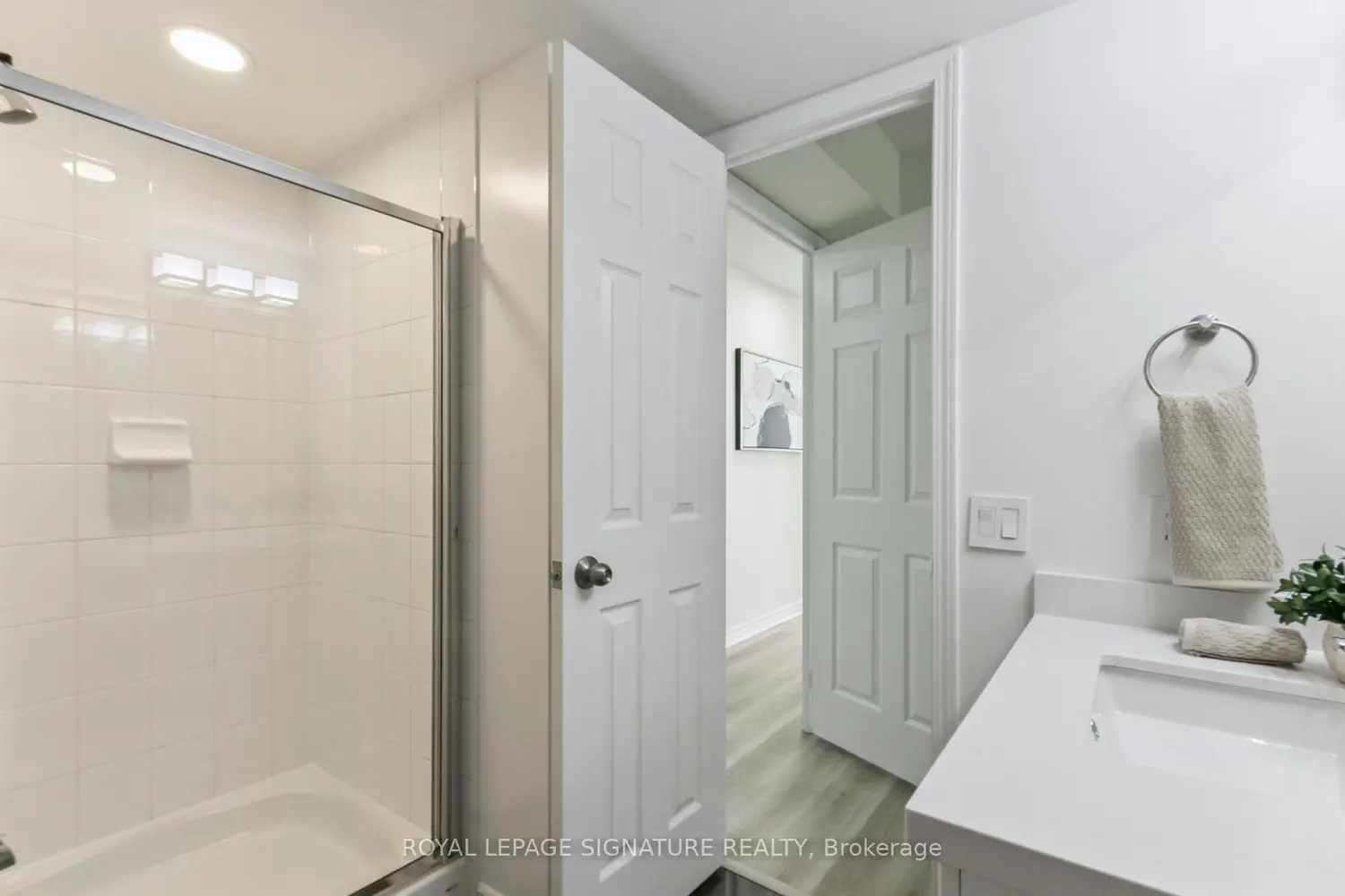 Additional image 17 of 18 Kenaston Gardens 1307