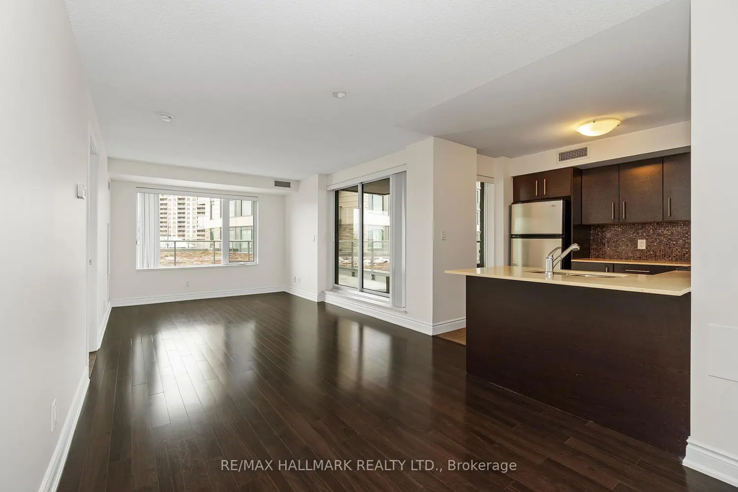 253 South Park Road 308 photo 2