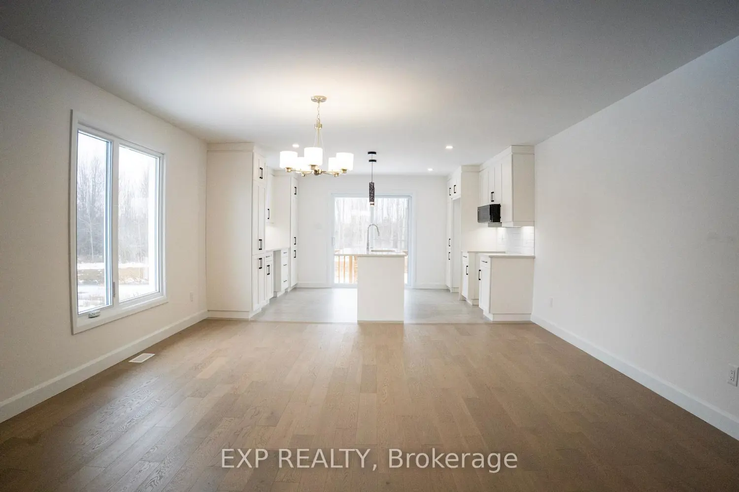 144 Giroux Street photo 3