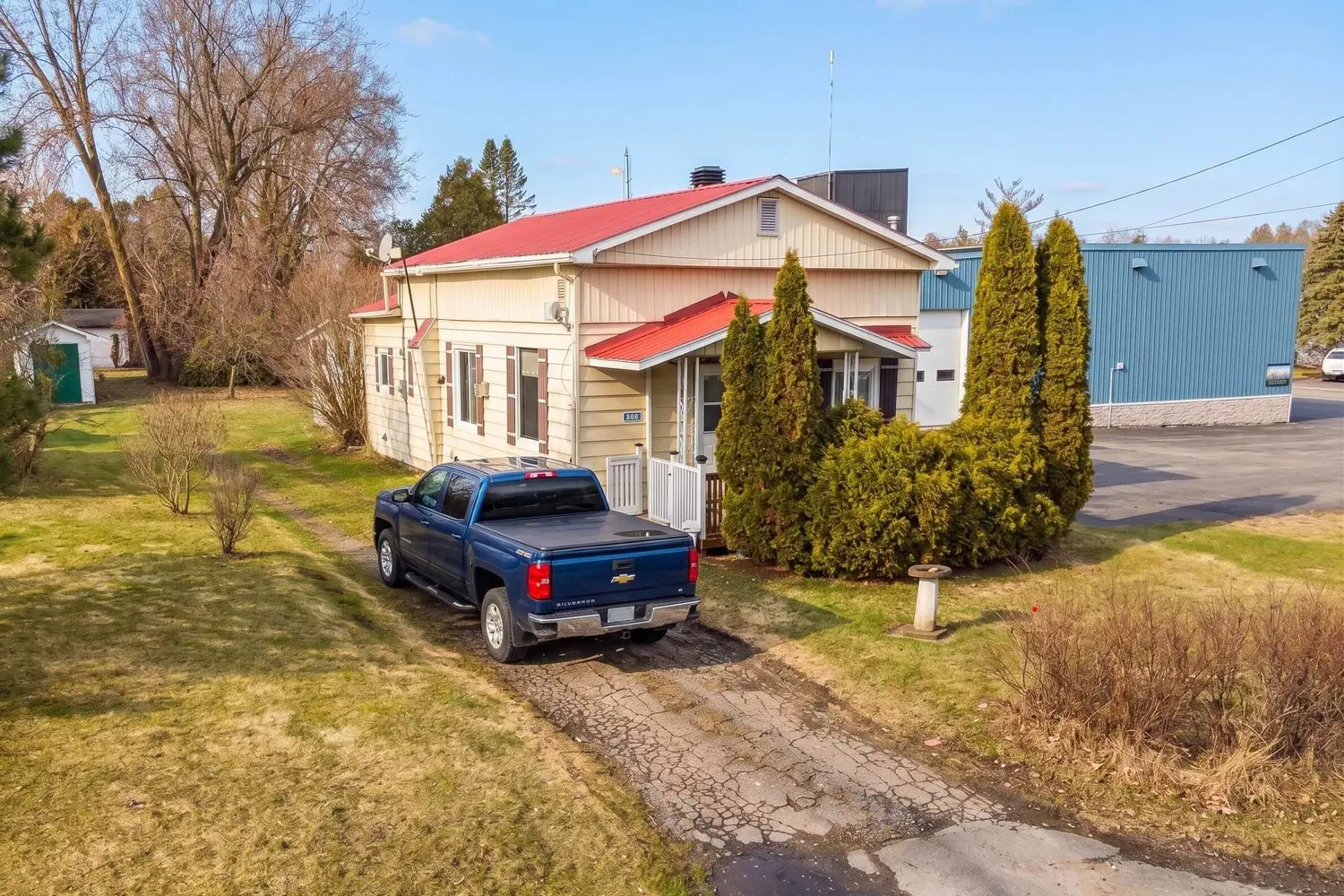 4866 2Nd Line Road