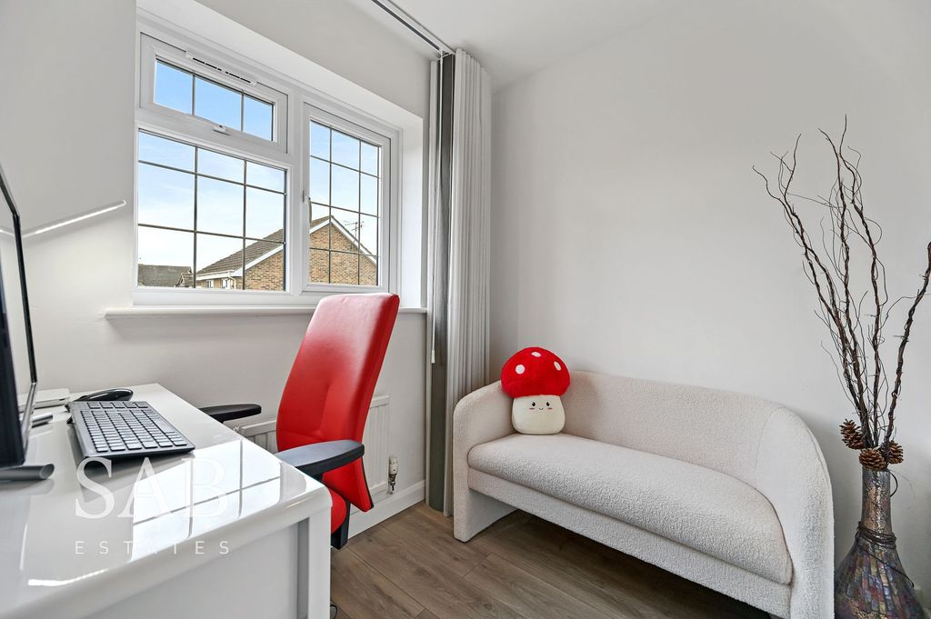 Additional image 15 of 4 bed detached house for saleKingsash Drive, Hayes UB4