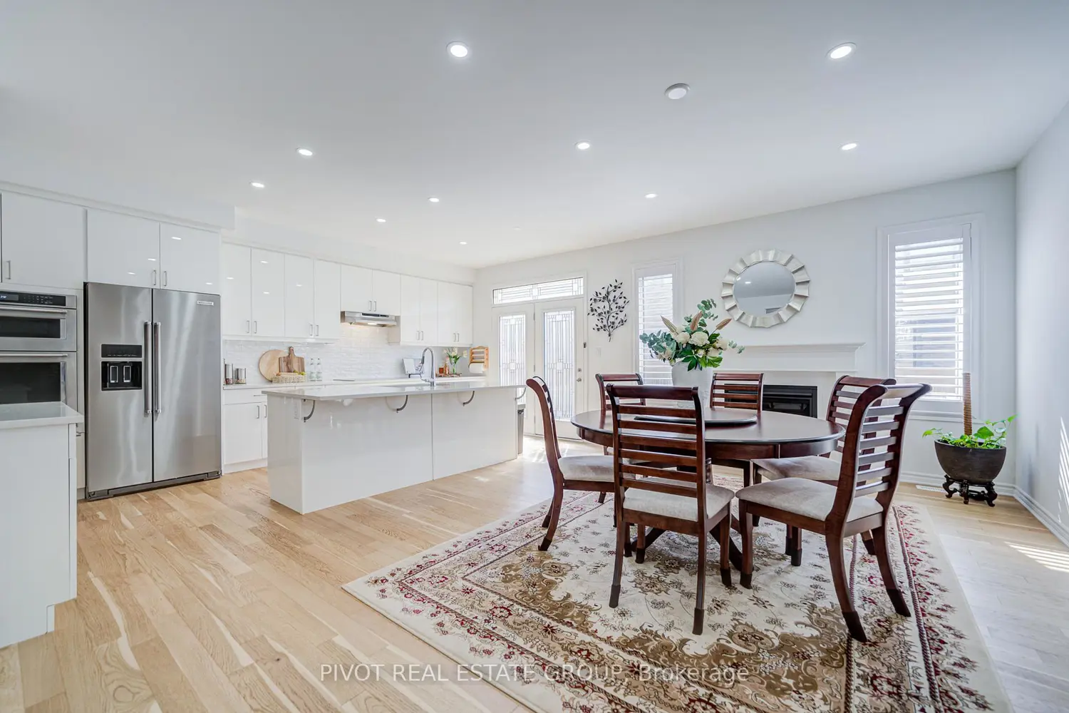 1226 Muskoka Heights photo 2