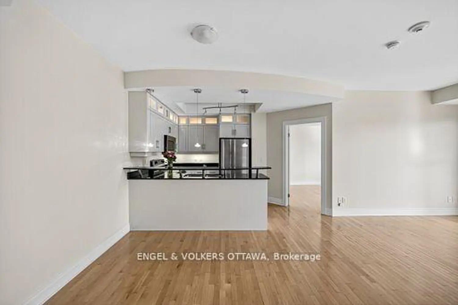 Additional image 9 of 95 Bronson Avenue 505